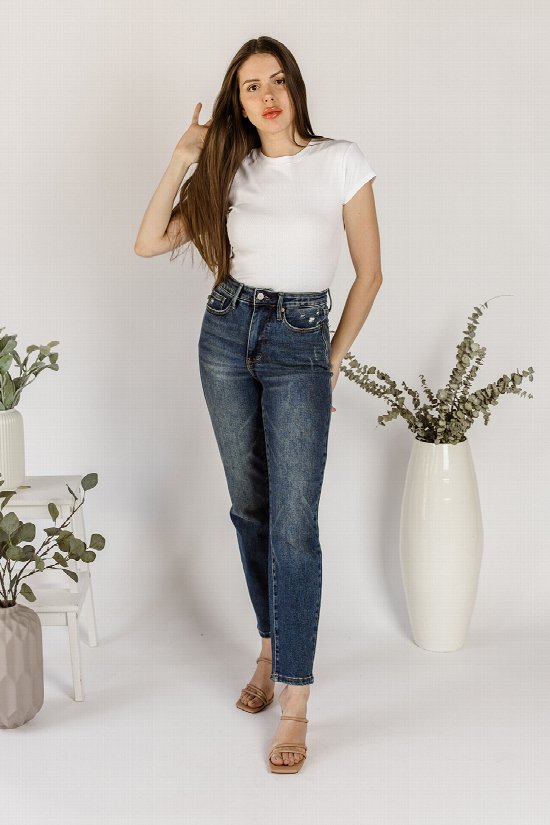Becca Slim Jeans 2